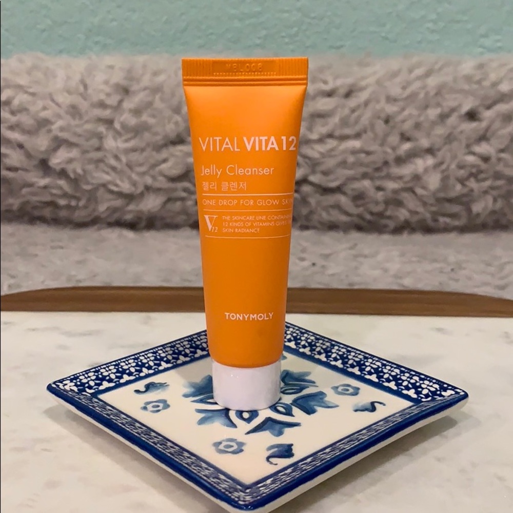 5 for $15: Vital Vita 12 Jelly Cleanser